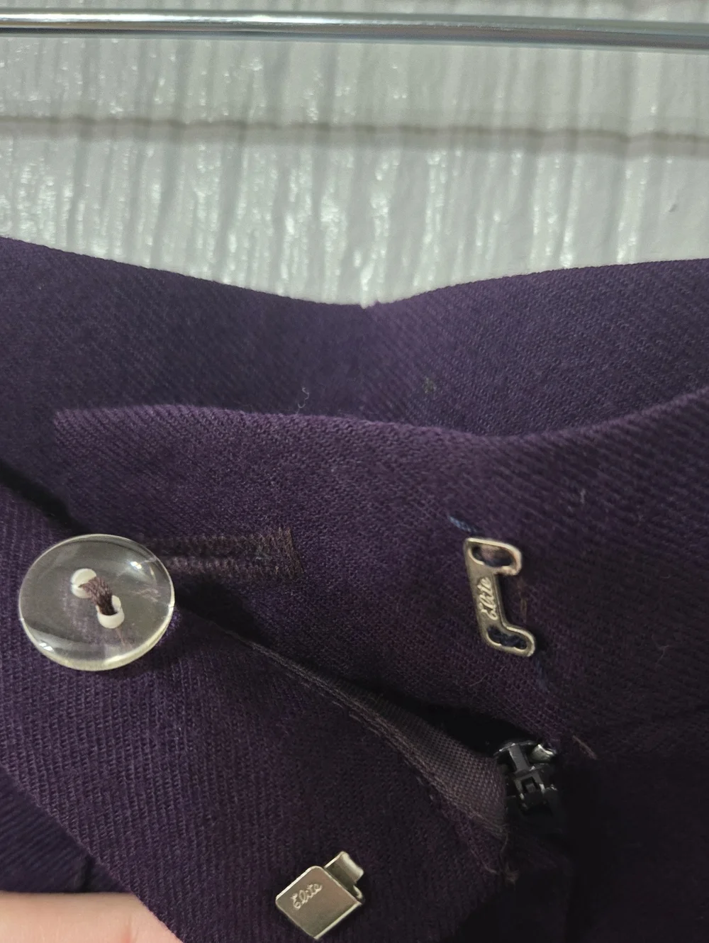 VTG Talbots 100% Wool Tartan Wrap Skirt 8P Purple Pleated USA Heritage Preppy - Picture 4 of 4